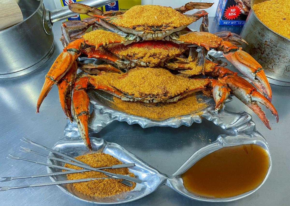 Steamed Blue Crabs with Sauce